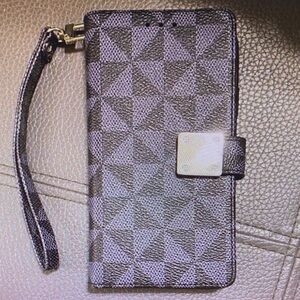 Black Geometric Pattern Phone Wallet Case